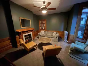 Cozy townhouse, outdoor deck, park free, walkable! - Image 3