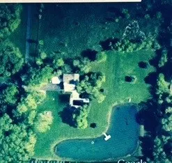 7 1/2 Acre Estate,  Awesome Farm House with Heated Pool, Hot tub, Fishing Pond - Image 5
