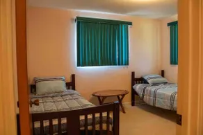 Suburban 3 bedroom - Image 5