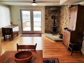 Fieldstone Farm Vacation Rental on Lake Montrose - Image 3