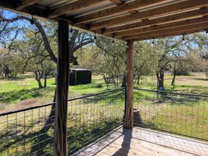 Charming Texas Cabin in acclaimed Hill Country - Image 3
