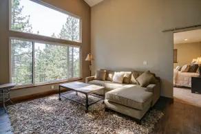 Tahoe Mountain Home with upscale amenities-4br - Image 4