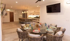 Mediterranean Luxury Apartment with a Marina View - Image 4