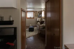 Cozy Basement Apartment *Updated bathroom* - Image 4