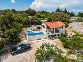 Villa Maria Škrip - privacy and relaxation for you - Image 4