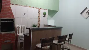 Apartment with 1 bedroom, bathroom and mini kitchen. - Image 2