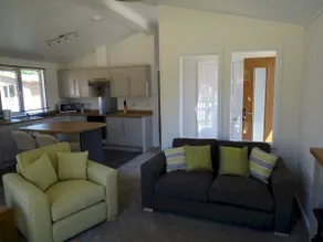 Three Bedroom Lodge 4 - Image 2