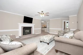 Beautiful Retreat - Image 4