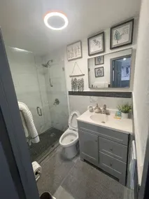 Cozy Studio apt with private entrance - Image 5