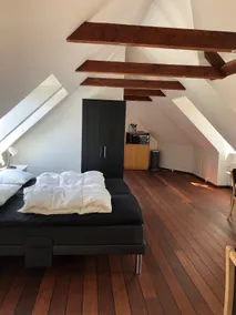Chic City Apartment - Image 5