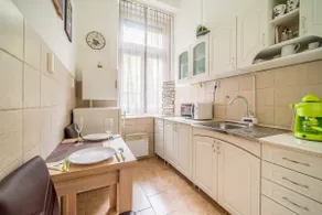 Mystic Apartment - Image 4