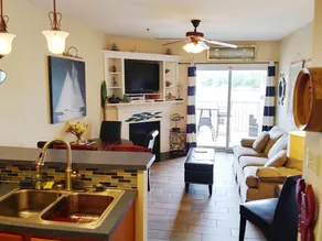 **Lakefront Condo at SML** Mariner’s Landing - Image 3