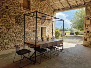 Beautiful Farmhouse with private pool & open barn - Image 5