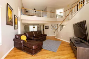 8 beds/Perfect for workers/Cards Stadium - Image 2
