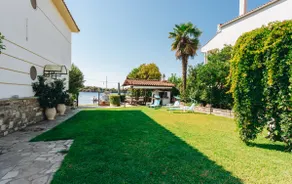 Kesi beach house - Image 2