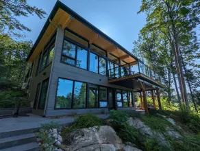 The Waterfront - Image 5