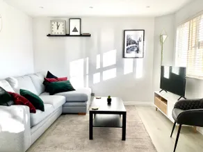 Stylish Cambridge Pad - Image 2