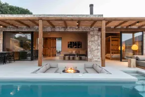 Pera Perou Villa II - Image 2
