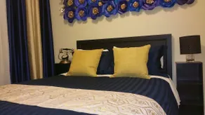 Relax In Sheer Comfort - 2 Bdrm Suite /2 Queen Bds - Image 2