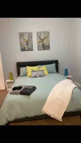 Cosy Cottage in Cessnock - Image 3