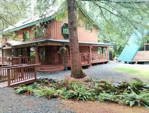 Buchanans Bunkhouse m / Saltvand Hot Tub!Værfter fra Mt. Rainier indgang! - Image 3