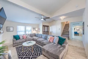 Luxury 5BR Private Pool, GameRoom 14 ppl - Image 3