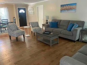 4 bedroom, family-friendly, Simpsonville. Sleeps 9 - Image 5