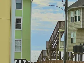 Beach Break Ocean Getaway - Image 2