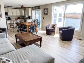 THE RIVERHOUSE @ THE TURF - Image 5