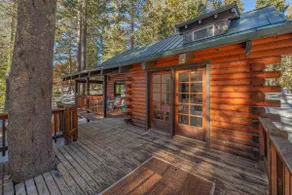 Renovated Log Cabin Near Lake & World Class Skiing - Image 4