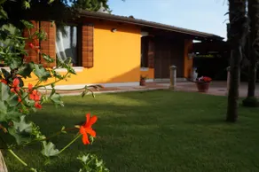 Orange House La Brigata Apartments - Image 3