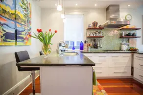 Great House on Palmerston Blvd in downtown Toronto - Image 2