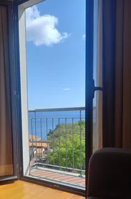 Amazing SEA LIGHT Apartment, close to the beach. - Image 4