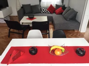 Spacious 3BR APT in the center with big terrace - Image 5