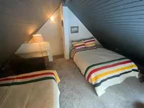 Cowboy Mt. Lodge : EV Charger, Hot Tub, Generator - Image 5