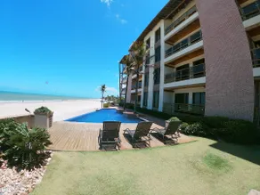 Foot in the sand - Image 2