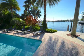 By The Sea Vacation Villas 5 Star Mansion - Image 3