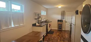 Cozy Compass House - Image 4