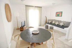 Sea Breeze // Salt // Private Pool (1 bedroom) - Image 2
