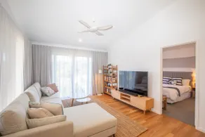 THE LOOKOUT BEACH HOUSE - Image 4