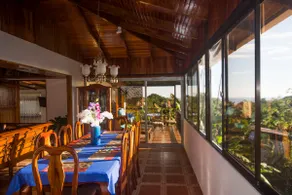 Beautiful Villa-Ocean/Sunset Views-Lots of Amenities-Great Location-Yacht Access - Image 3
