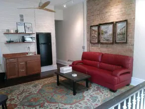 Entire 2nd Floor, Historic OTR/Downtown Cincy Apt. - Image 4