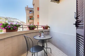 Lovely Renovated 2 bed Flat Close to the Vatican - Image 2