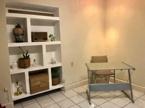 Charming, Downtown, Spacious, 2 bedrooms near CHEPE. - Image 4