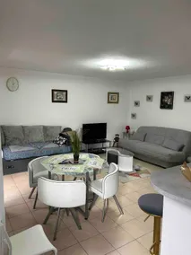 Entire 55 M2 apartment in the heart of the city - Image 2