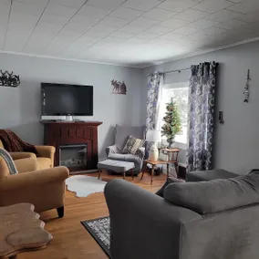 Grandma's Adirondack River Retreat - Image 3