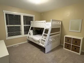 Spacious Getaway for Families & Friends - Image 4