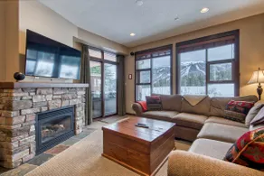 Stones Throw - True Ski In/Ski Out with a View - Image 2