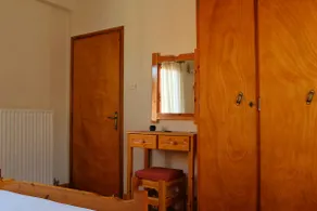 Seaview self catering apartment - Helen No 1 - Image 4