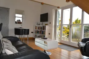 Luxury Barn Conversion Near Bath with parking - Image 3
